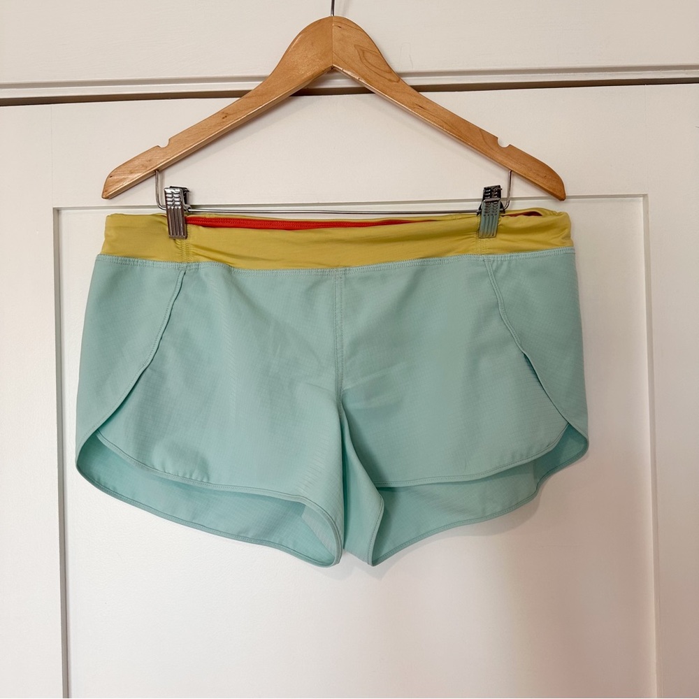 Patagonia Athletic Women’s Mint Blue Green Shorts sz 14
